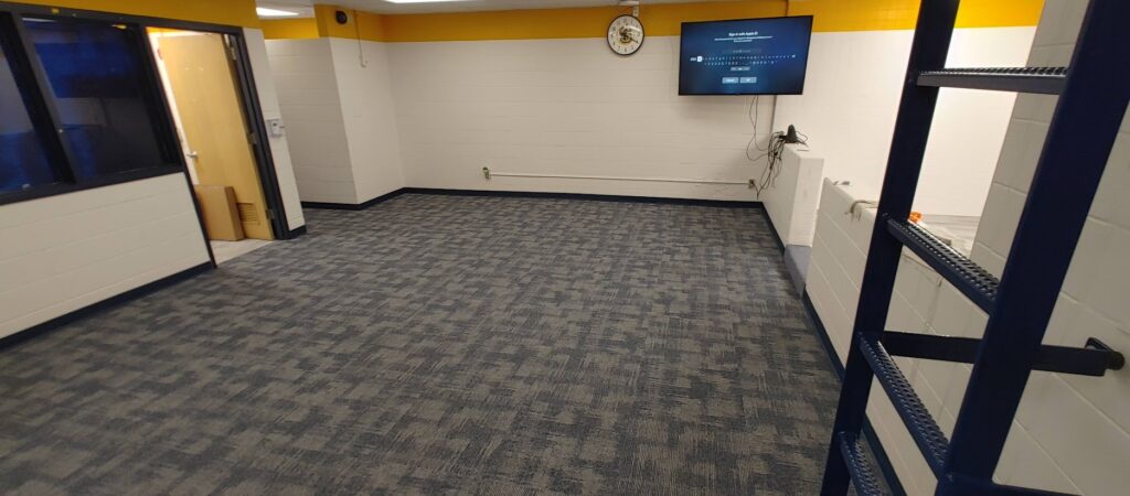 Commercial carpet tiles