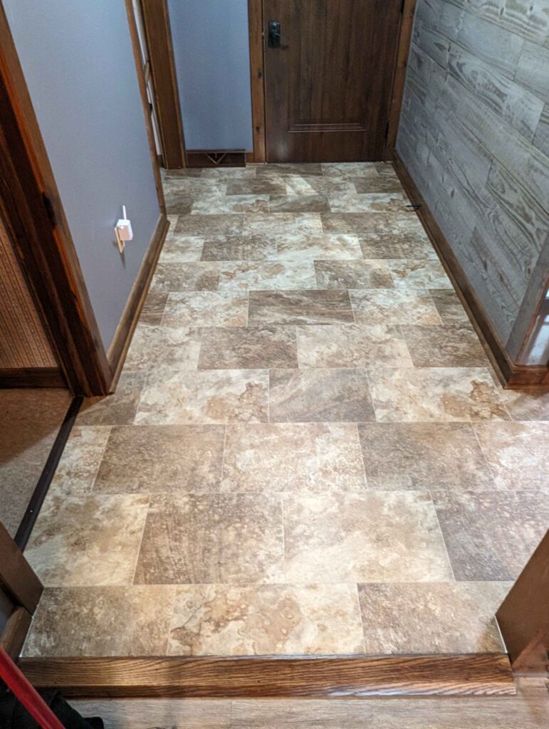 Sheet vinyl flooring